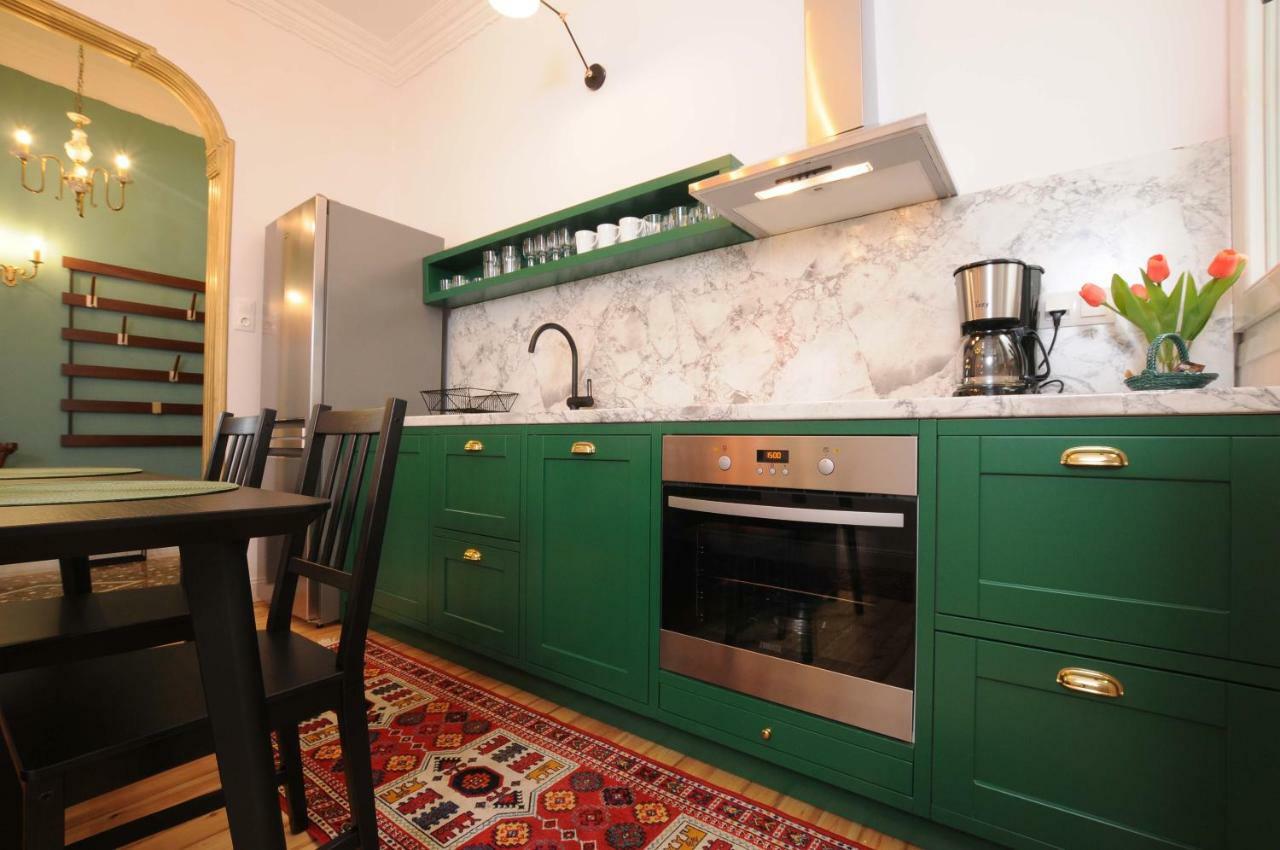F & B Collection - Lux & Artdeco Appartement Thessaloniki Buitenkant foto